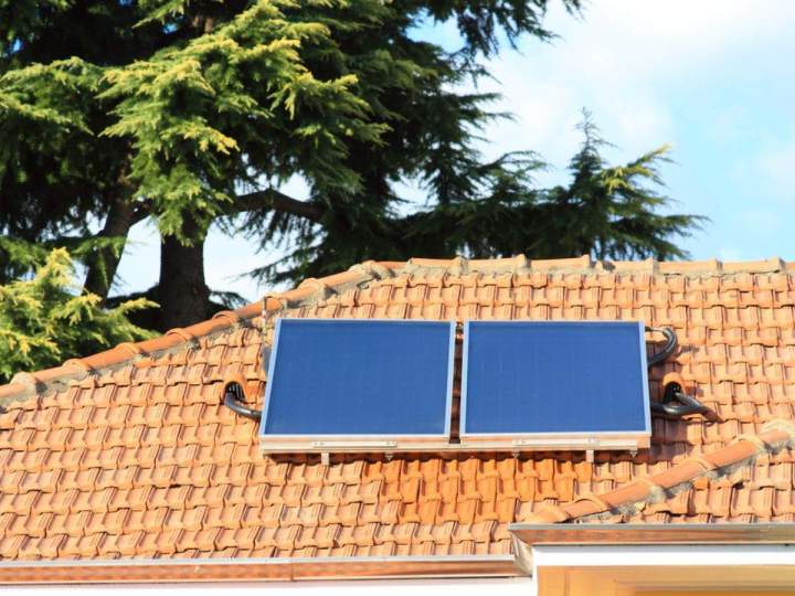 Installation de panneaux photovoltaïques Montbrison